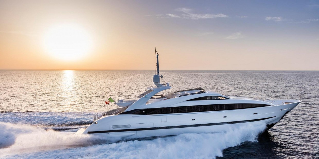 The main reasons to buy a yacht