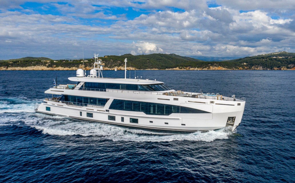The 41m Yildiz superyacht M55 is now on the market