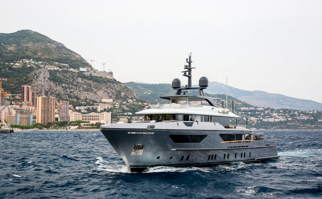 Sanlorenzo's 42m explorer Globas is for sale