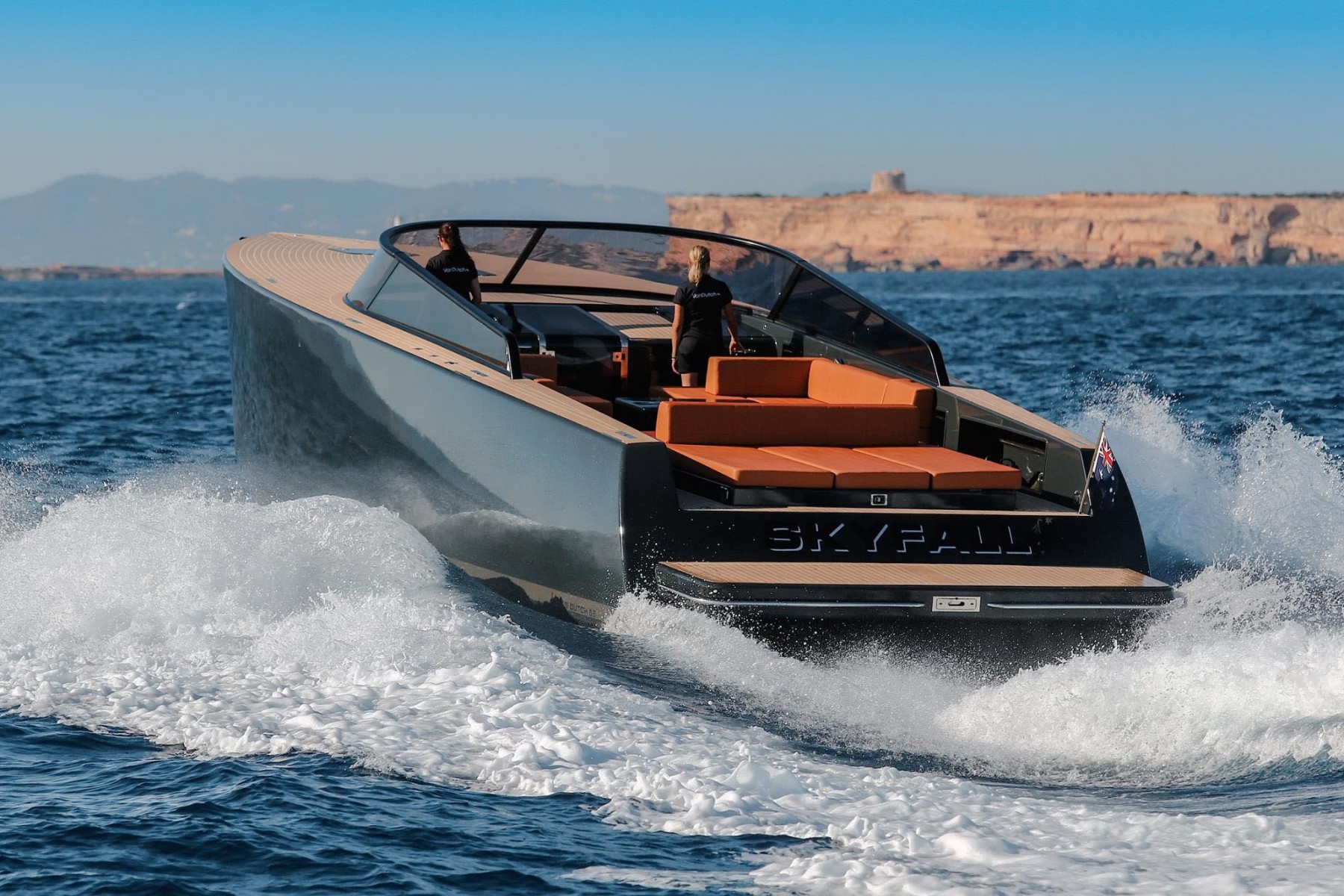 Van Dutch 55 for rent