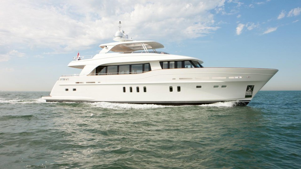 M/Y FIREFLY