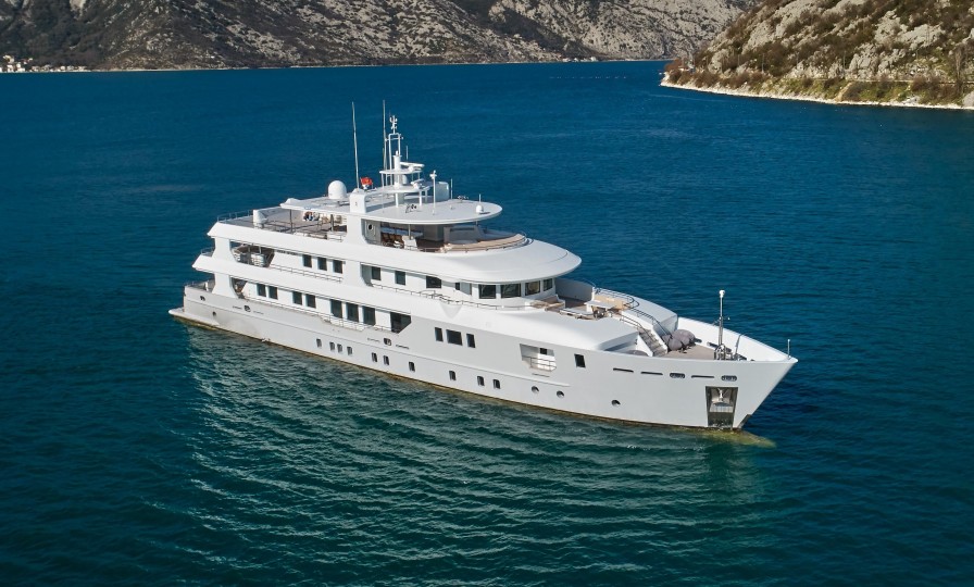 M/Y Deep Story