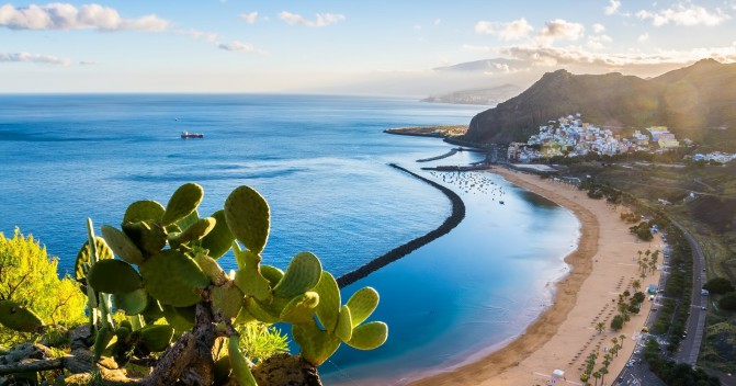 Features of yachting in Tenerife